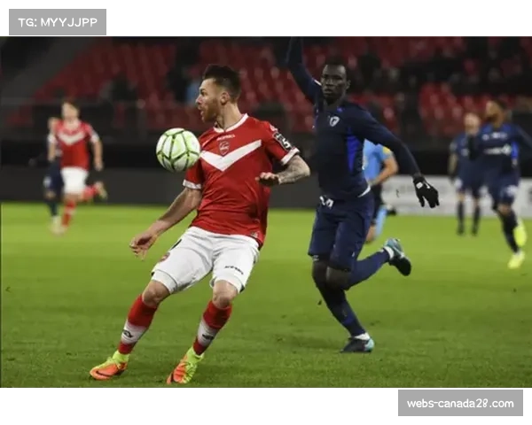 朗斯40年首夺半程冠军，工业城市足球复兴符号解读